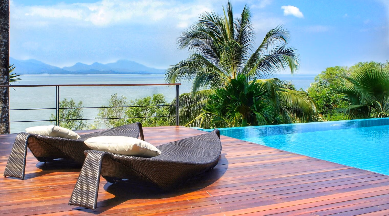 Visiting Thailand for men's health treatments